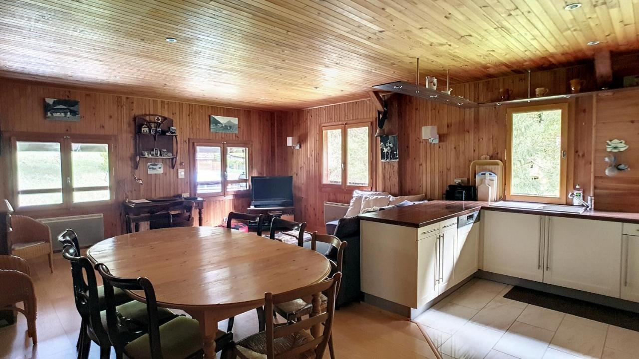 Appartement-3-Chambres-8-Couchages-Wifi-Montriond-Chebourins Luaran gambar